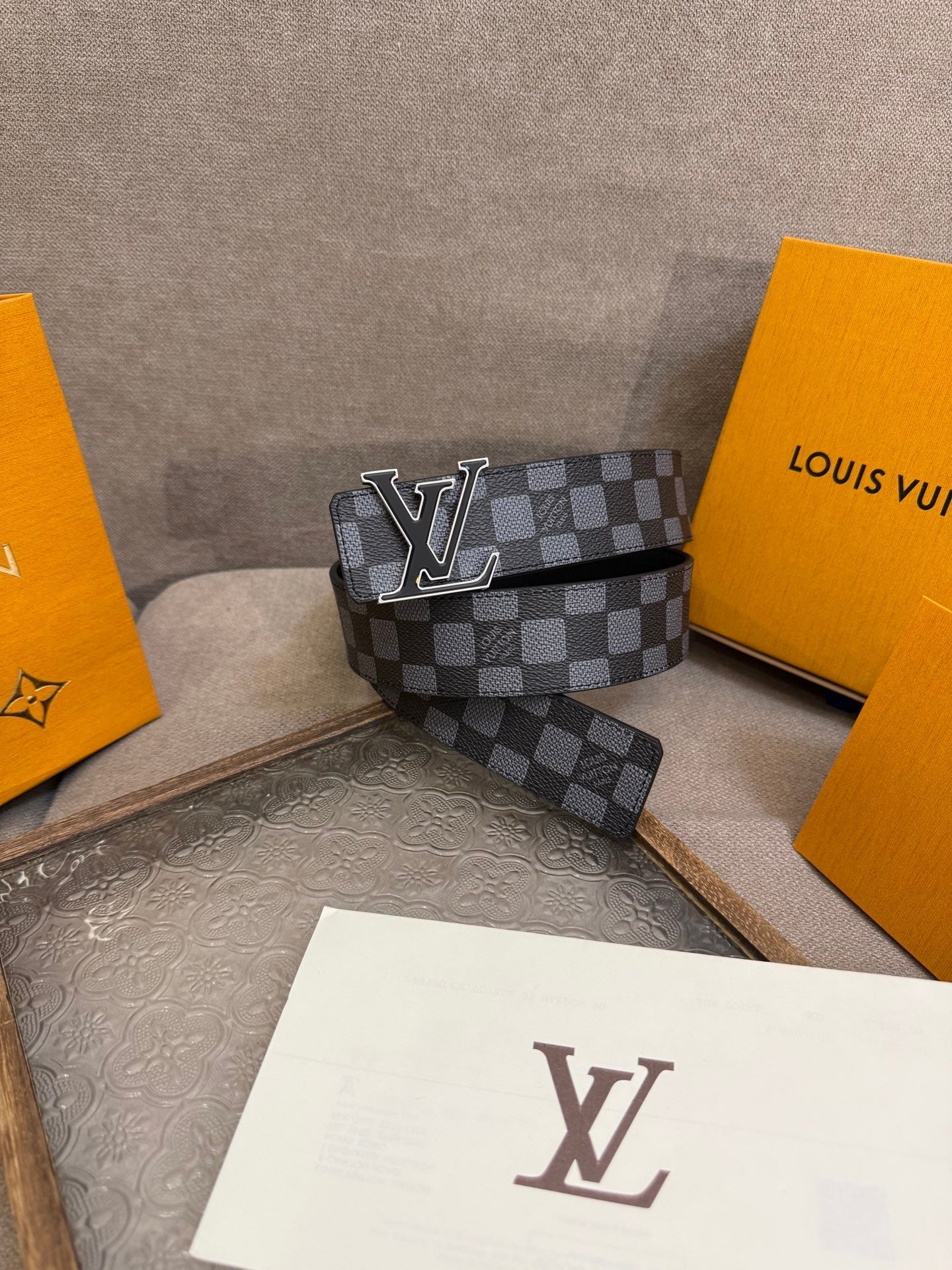 Leather embossed floral black belt 3.5cm