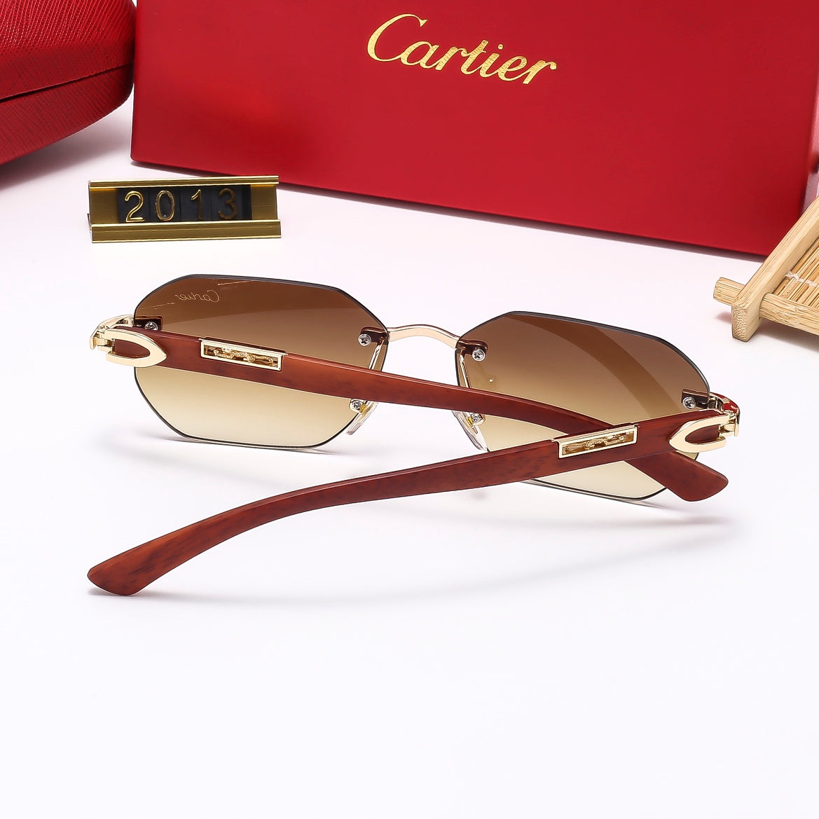 5 Colors Fashion Sunglassesā2012