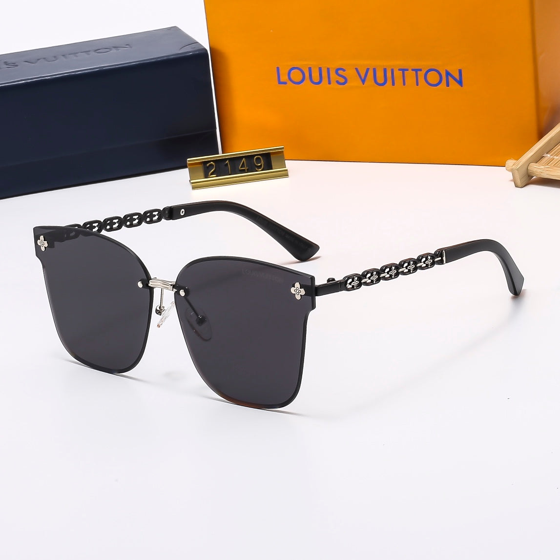 4 Colors Fashion Sunglassesâ2149