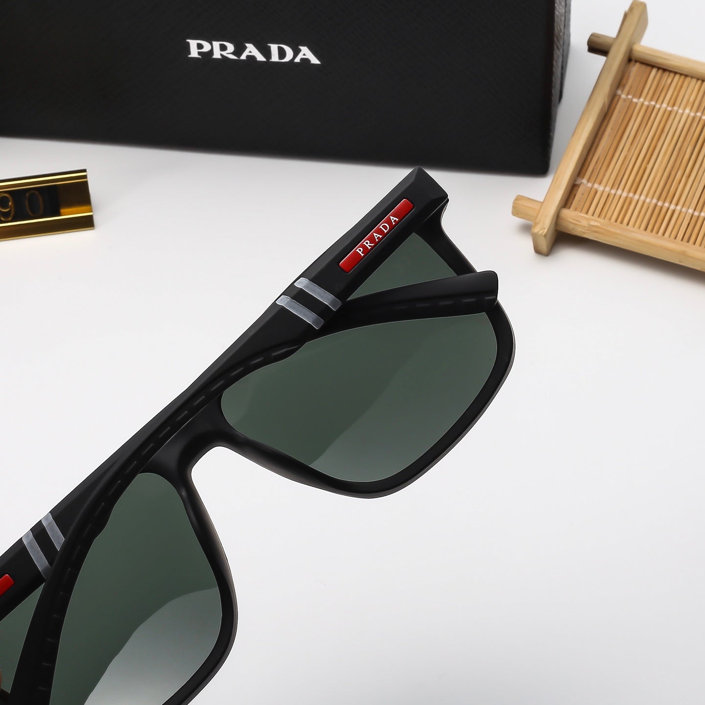 5 Colors Fashion Sunglassesâ2290
