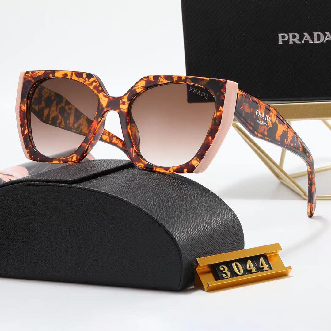 4 Colors Fashion Sunglasses—3044