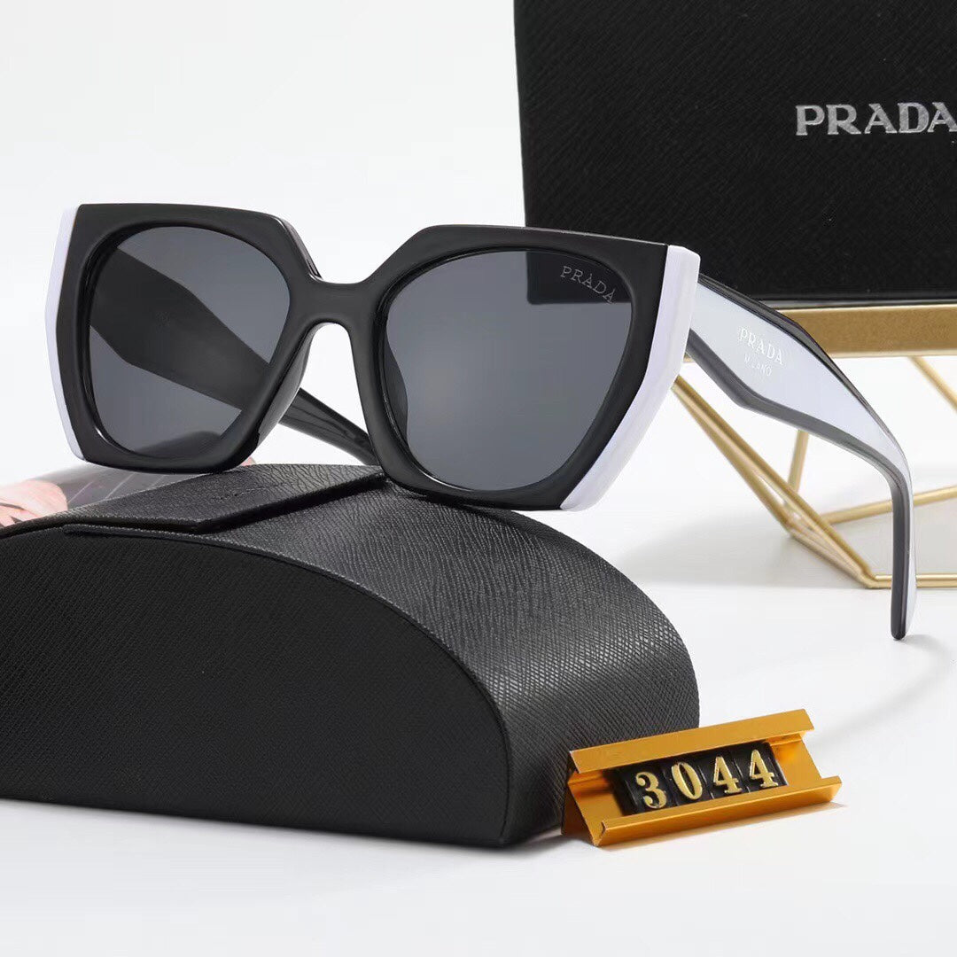 4 Colors Fashion Sunglasses—3044