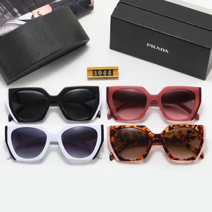 4 Colors Fashion Sunglasses—3044