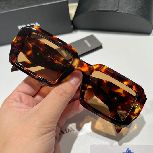 4 Colors Fashion Sunglasses—8899